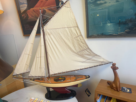 Bermuda Sloop Scale Model Sailboat