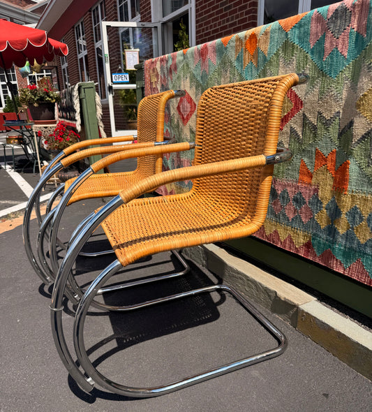 Mies Van de Rohe Chair (attr)