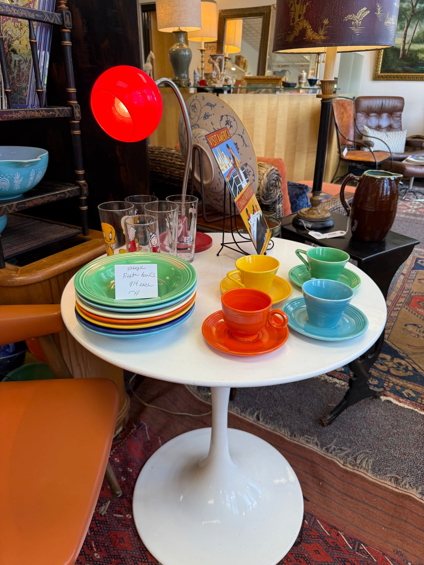Saarinen Style Table