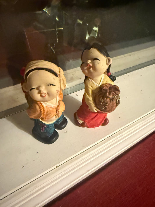 Korean Couple Salt Shakers