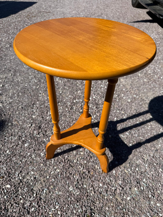 Round Farmhouse Style Table