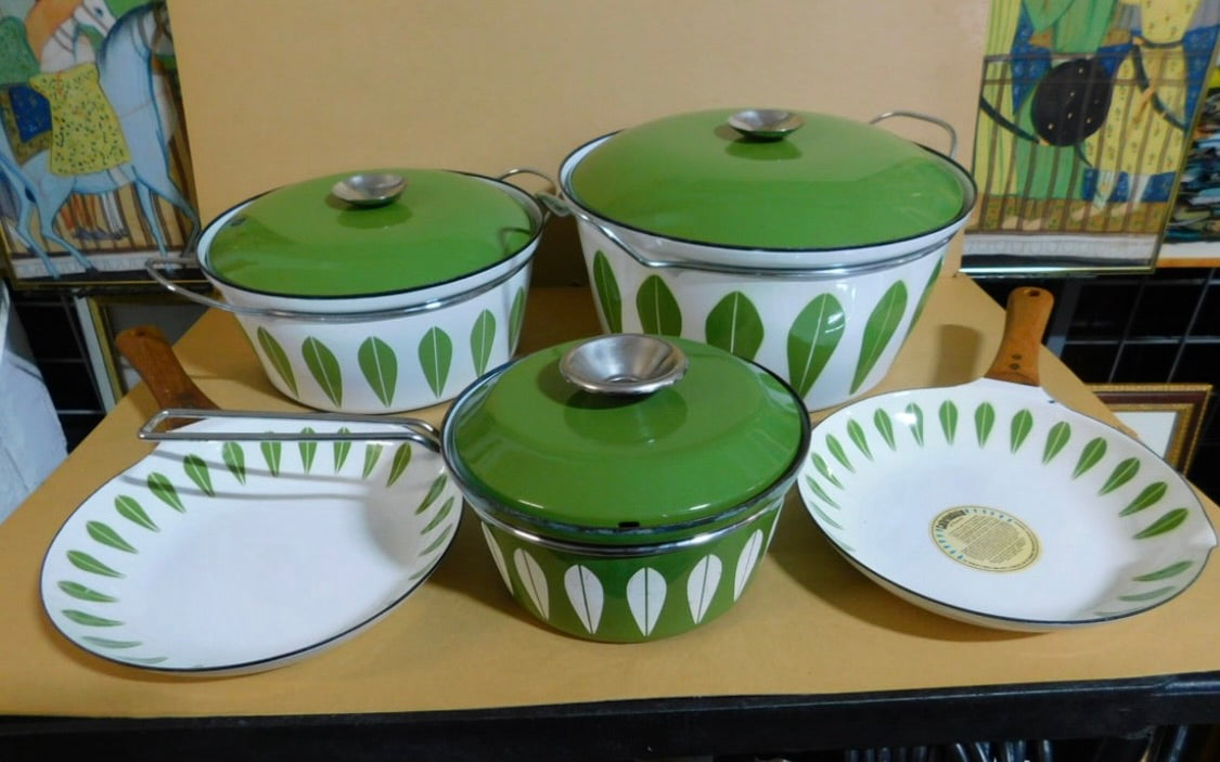 Cathrineholm of Norway extra large lidded pot (Green Lotus)