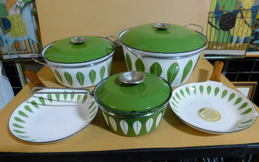 Cathrineholm of Norway extra large lidded pot (Green Lotus)