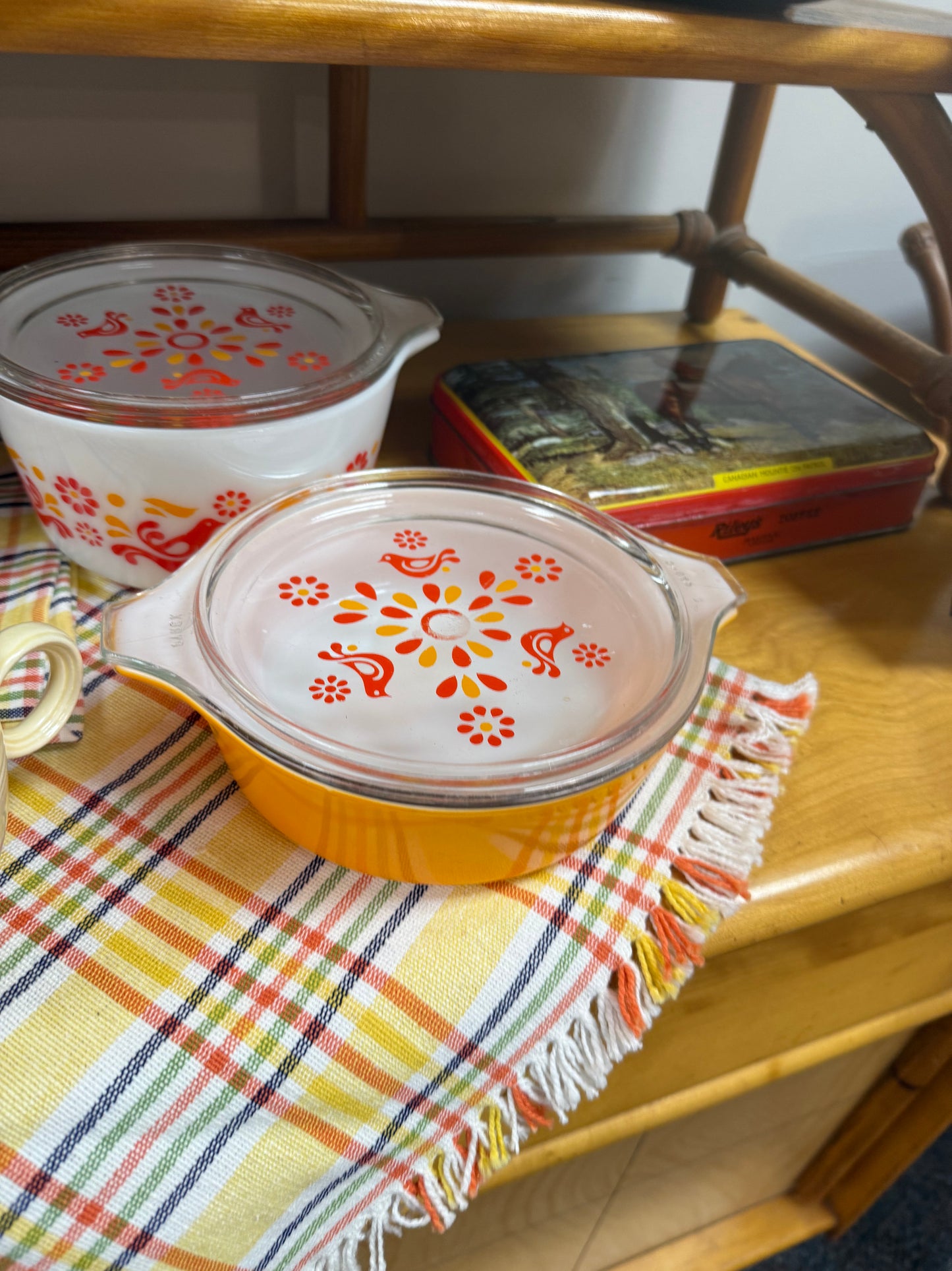 Vintage Pyrex Friendship Covered Dish