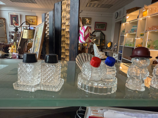 Salt & Pepper shakers