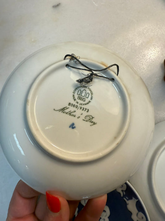 Royal Copenhagen Mother's Day Plate -1973