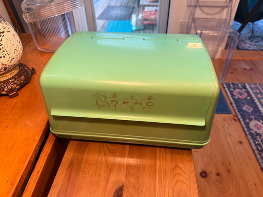 Lustro-Ware Bread Box