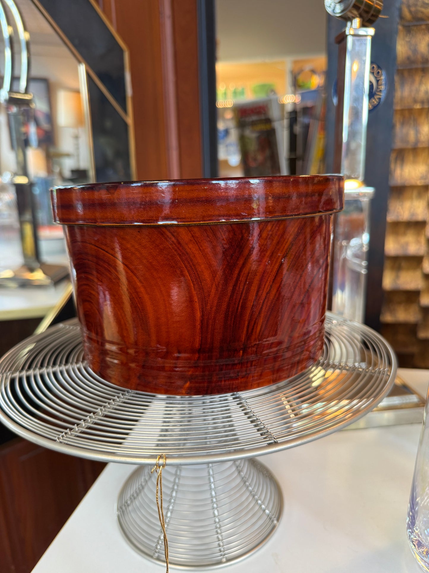 Lacquered Ice Bucket