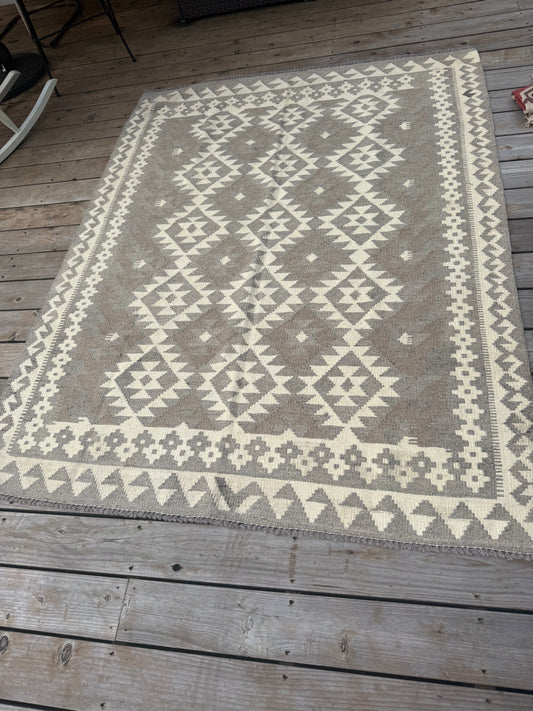 Handwoven Kilim Rug 7’ 4” by 5'2"